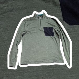 Size M - Mountain Hardwear Olive Quarter-Zip Green Pullover